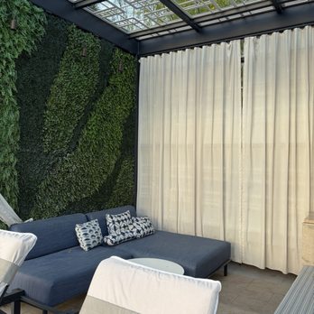 Arizona Biltmore, LXR Hotels & Resorts - Saguaro pool cabana - Hotels Near Me - Phoenix, Arizona