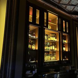 Fairmont El San Juan Hotel - Bar area near casino/band