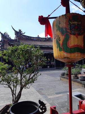 Dalongdong Baoan Temple by null