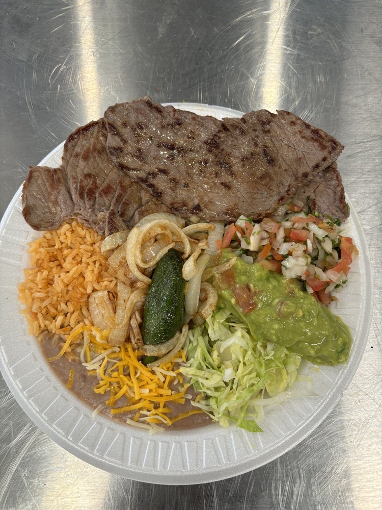 Erickberto’s Mexican Food Logo