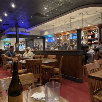 Fish City Grill - Ambience - Seafood Near Me - Edmond, Oklahoma
