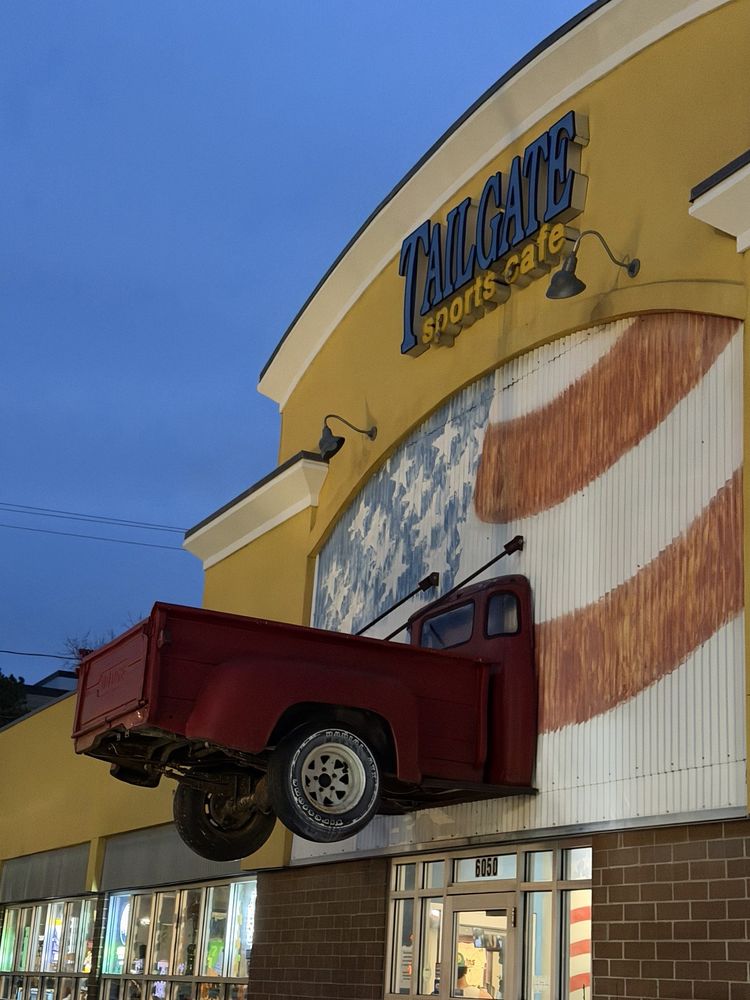 Tailgate Sports Café