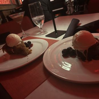 Dirty Dog Jazz Cafe - Tapas Bars Near Me - Grosse Pointe Farms, Michigan