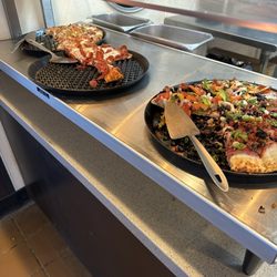 Mountain Mike's Pizza - Pizza Buffet