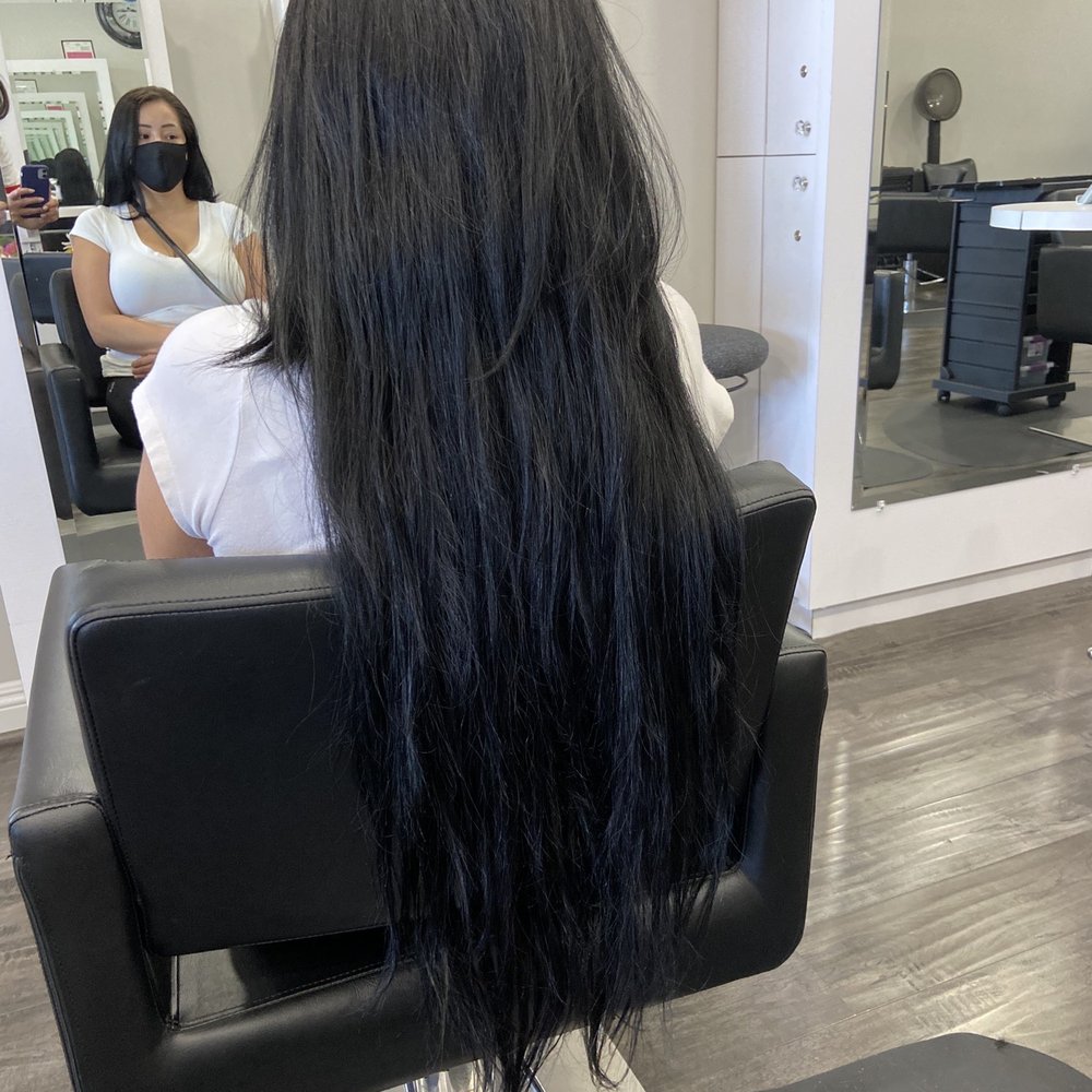 Eviano's Studio - Before - Hair Salons Near Me - Rancho Cucamonga, California