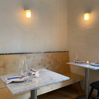Margot - Ambiance - New American Near Me - Brooklyn, New York