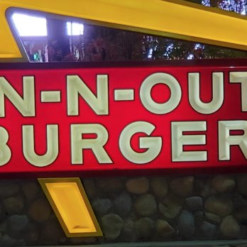 In-N-Out Burger - At the In-N-Out Drive Thru Entrance - Fast Food Near Me - Laughlin, Nevada In-N-Out Burger - At the In-N-Out Drive Thru Entrance - Fast Food Near Me - Laughlin, Nevada