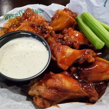Beef 'O' Brady's - Kentucky Bourbon and Honey BBQ Traditional Wings - Pubs Near Me - Dothan, Alabama