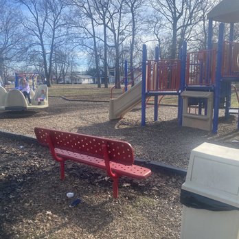 Okolona Playground - Playgrounds Near Me - Louisville, Kentucky