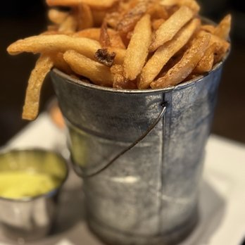Local Restaurant & Bar - Great fries - New American Near Me - Jackson, Wyoming