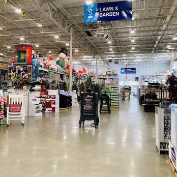 Lowe's Home Improvement - 11/07/21 - Home Decor Near Me - Upland, California