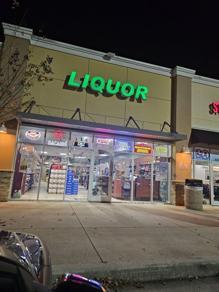 1002 Liquors Logo