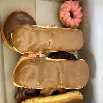 Richard's Donuts & Pastries - Drool - Donuts Near Me - Bend, Oregon