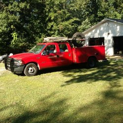 Affordable Truck & Trailer Service - We have a fully loaded service truck that allows us to make repairs fast and easy on-site, wherever it may be.