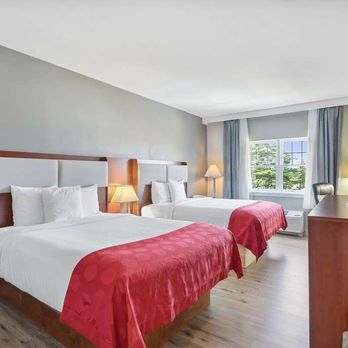 Ramada by Wyndham Saco/Old Orchard Beach Area - Guest room - Hotels Near Me - Saco, Maine Ramada by Wyndham Saco/Old Orchard Beach Area - Guest room - Hotels Near Me - Saco, Maine