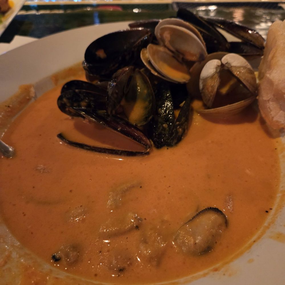 Crab Shack Caribba - Suncrest - Belizian mussles/clams - Seafood Near Me - Morgantown, West Virginia