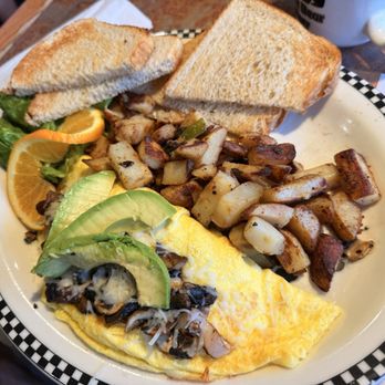 Black Bear Diner Barstow - California Omelette (1160-1470 cal) - Breakfast & Brunch Near Me - Barstow, California Black Bear Diner Barstow - California Omelette (1160-1470 cal) - Breakfast & Brunch Near Me - Barstow, California