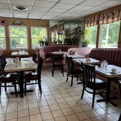 Paul & Christa's Diner & Family Restaurant