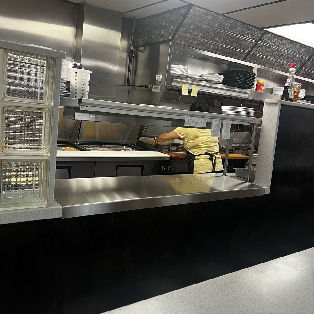Towne Grill - Cooking - New American Near Me - Jefferson City, Missouri Towne Grill - Cooking - New American Near Me - Jefferson City, Missouri