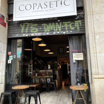 Copasetic - Exterior - Cocktail Bars Near Me - Barcelona, B Copasetic - Exterior - Cocktail Bars Near Me - Barcelona, B