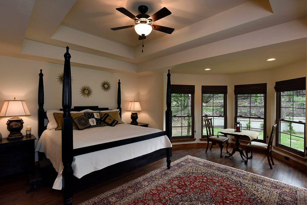 VILLA TEXAS Updated August 2024 11 Photos 700 W Creek Dr