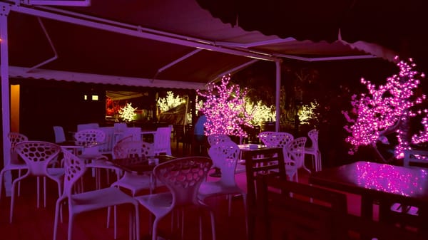 La Parisienne Cebu by null