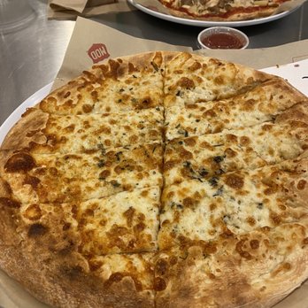 MOD Pizza - Garlic cheesy bread - Pizza Near Me - Irvine, California