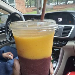 Mango Berry Smoothie