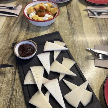 Arrosseria Gaudí - Tapas - Arroceria / Paella Near Me - Barcelona, B