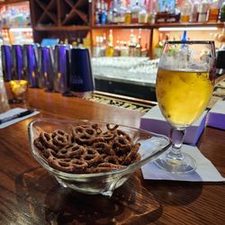 Hickory Street Lounge