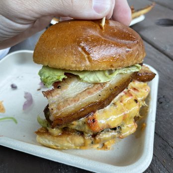 Scolari's Good Eats - Spicy pimento cheese with pork belly burger - Burgers Near Me - Alameda, California