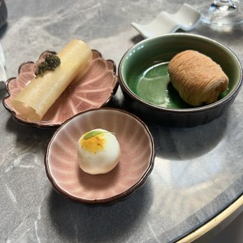 Empress by Boon - Scallop and keluga caviar roll, crispy lobster puff, chilled fresh lily bulb - Cantonese Near Me - San Francisco, California Empress by Boon - Scallop and keluga caviar roll, crispy lobster puff, chilled fresh lily bulb - Cantonese Near Me - San Francisco, California