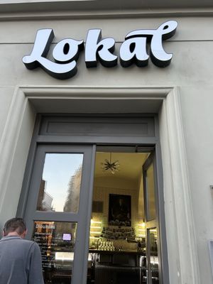 Lokál Dlouhááá by null