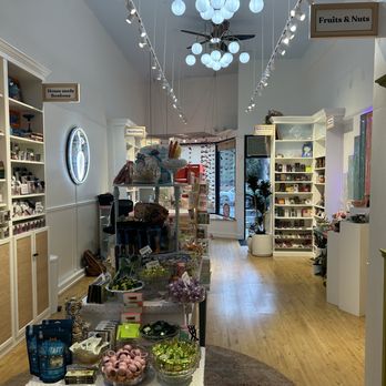 Xocolate & Confections - a view of a store - Chocolatiers & Shops Near Me - Oakland, California Xocolate & Confections - a view of a store - Chocolatiers & Shops Near Me - Oakland, California