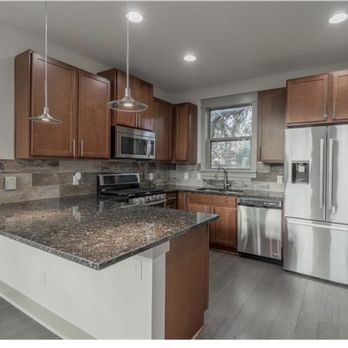 RE/MAX Gateway - Real Estate Services Near Me - Austin, Texas