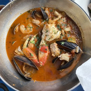 Sam's Chowder House - Cioppino was already almost gone before I remembered to take a picture. - Seafood Near Me - Half Moon Bay, California Sam's Chowder House - Cioppino was already almost gone before I remembered to take a picture. - Seafood Near Me - Half Moon Bay, California