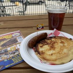 Colombia Para Todos - Cheese arepa with chorizo