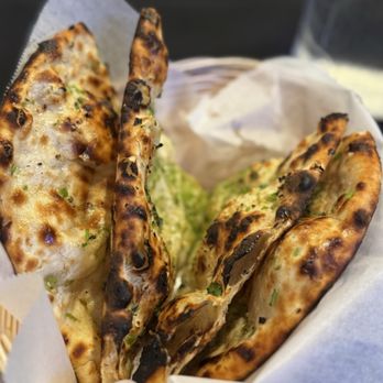 Curry Lounge - Chili Garlic Naan - Indian Near Me - Artesia, California Curry Lounge - Chili Garlic Naan - Indian Near Me - Artesia, California