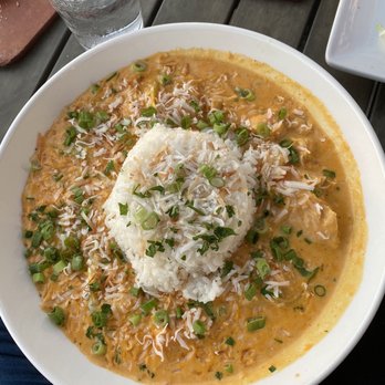 Maggie McFly's | Springfield - Bang Bang Shrimp & Chicken - American Near Me - Springfield, Virginia