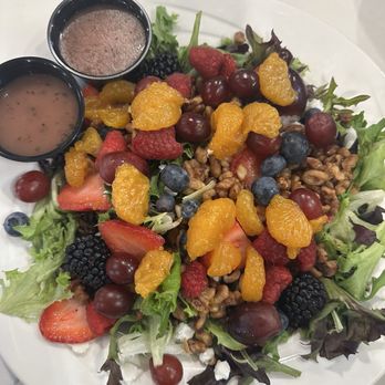 Honey Berry Pancakes and Cafe - Summer Lovin Salad - Pancakes Near Me - Brookfield, Wisconsin