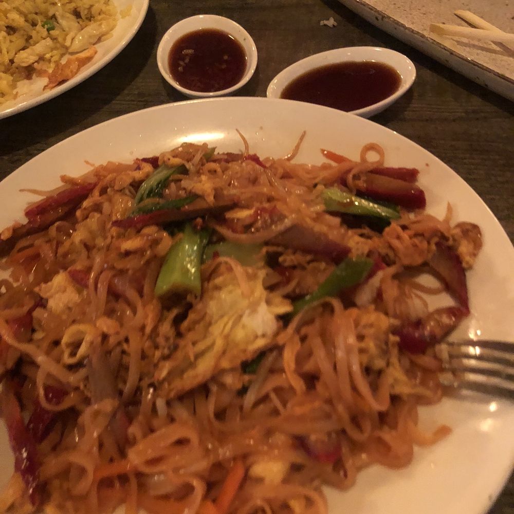 Buddha Asian Bistro - Pad Thai Noodle - Sushi Bars Near Me - Dobbs Ferry, New York