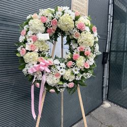 Lucky's Flowers & Gifts - White and pink