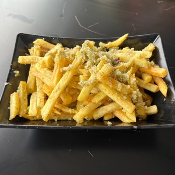 Wisdom Bakery & Cafe - Garlic Parmesan fries - Vegan Near Me - Spring, Texas