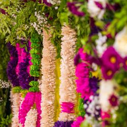 Events by Anu - Stage decor with fresh flowers