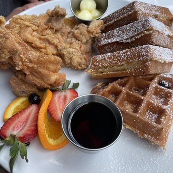 Vic's River Grill - Chicken and waffles - New American Near Me - Savannah, Georgia Vic's River Grill - Chicken and waffles - New American Near Me - Savannah, Georgia