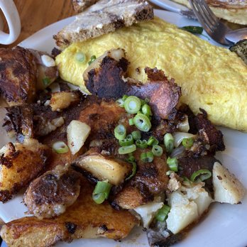 Comfort & Floyd - Roasted vegetable omelette - Breakfast & Brunch Near Me - Philadelphia, Pennsylvania Comfort & Floyd - Roasted vegetable omelette - Breakfast & Brunch Near Me - Philadelphia, Pennsylvania
