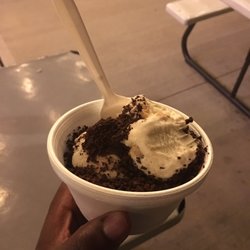 Debbie's Snack Shop - Cookie Dough Ice Cream with Cookie Crunch