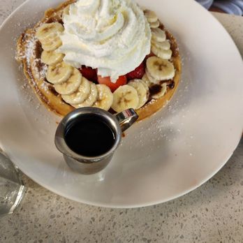 Lady C’s - Strawberry waffle - Breakfast & Brunch Near Me - Westlake Village, California Lady C’s - Strawberry waffle - Breakfast & Brunch Near Me - Westlake Village, California