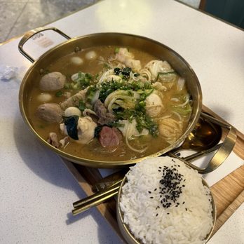 Big Way Hot Pot - Hot Pot Near Me - Vancouver, British Columbia Big Way Hot Pot - Hot Pot Near Me - Vancouver, British Columbia