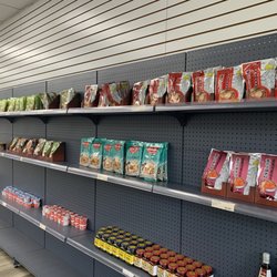 Shelves of seasoning and sauce mixes